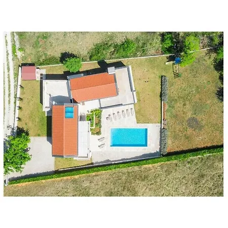 Dora Comfortable Hotel